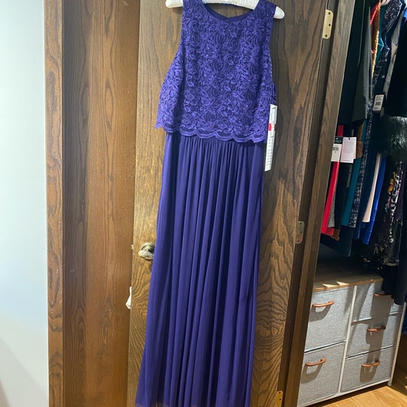 Formal Gown - Picture 5 of 5